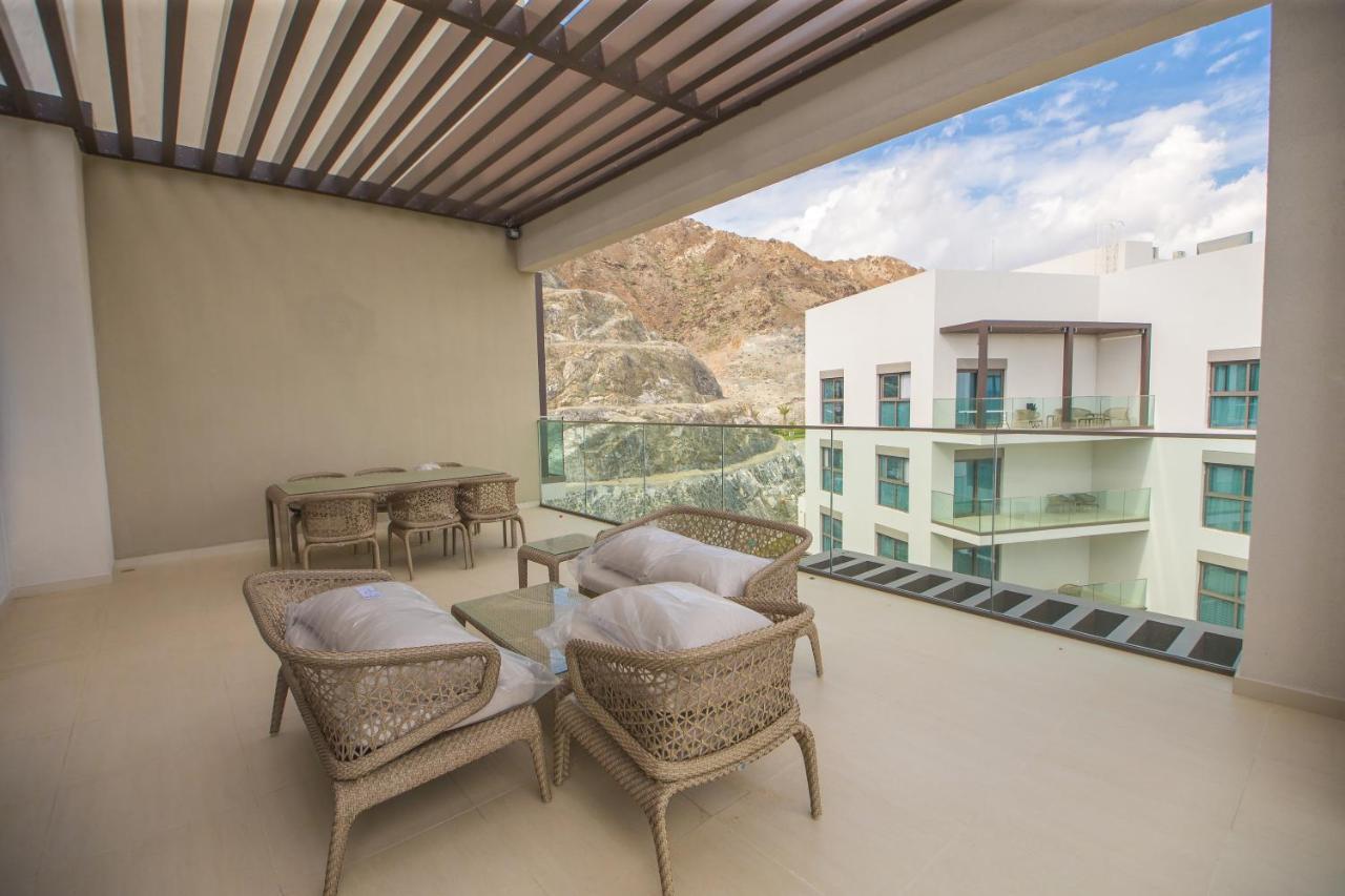 Al Aqah Luxury Apartment W/ Sea Views At Address Residences Fujairah Exterior photo