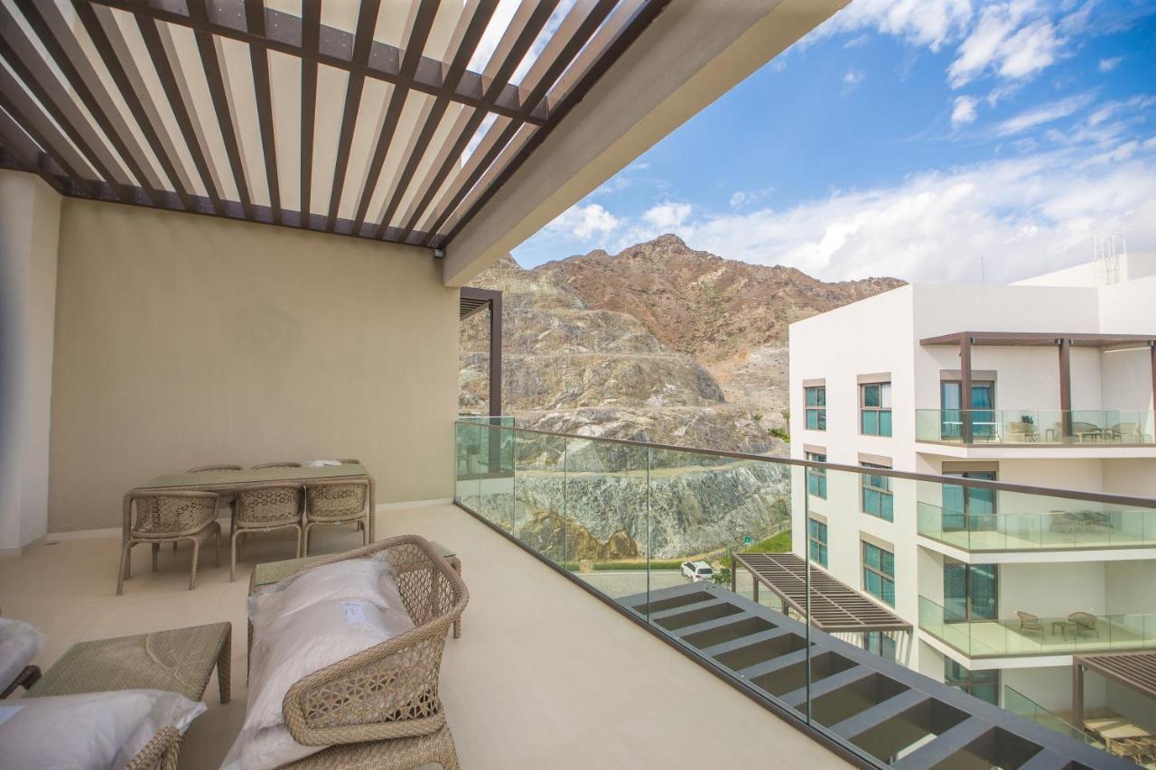 Al Aqah Luxury Apartment W/ Sea Views At Address Residences Fujairah Exterior photo